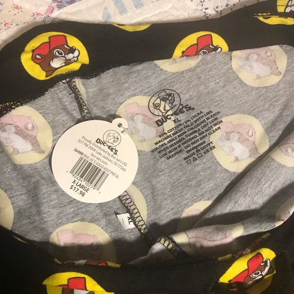 Buc-ee’s lounge pajama pants - Picture 3 of 4